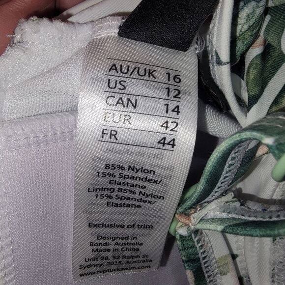 NipTuck floral twist bandeau bikini top size 12 - Picture 4 of 5